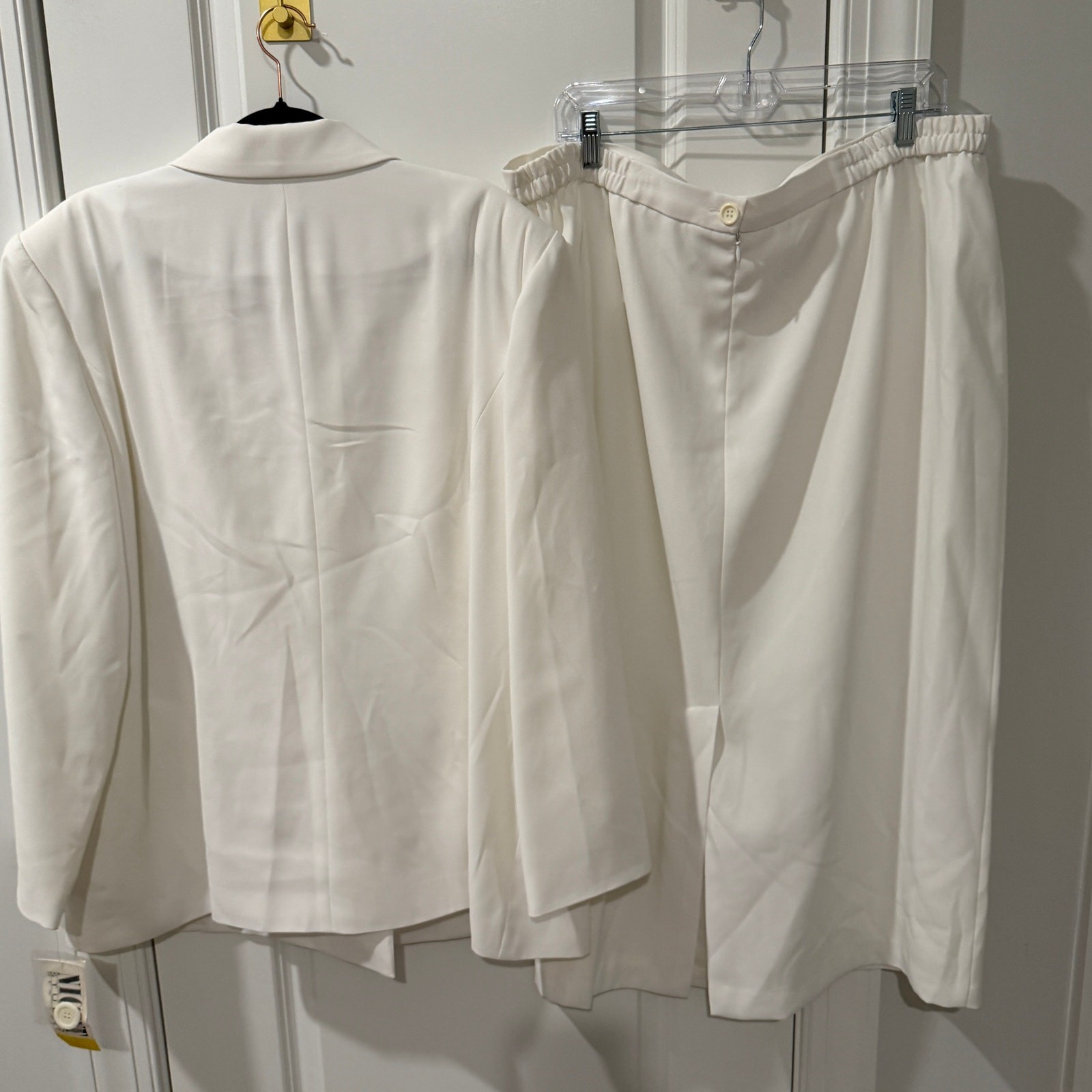 NWT NIGHT STUDIO NY 2 Pc Skirt Suit Jacket Set 