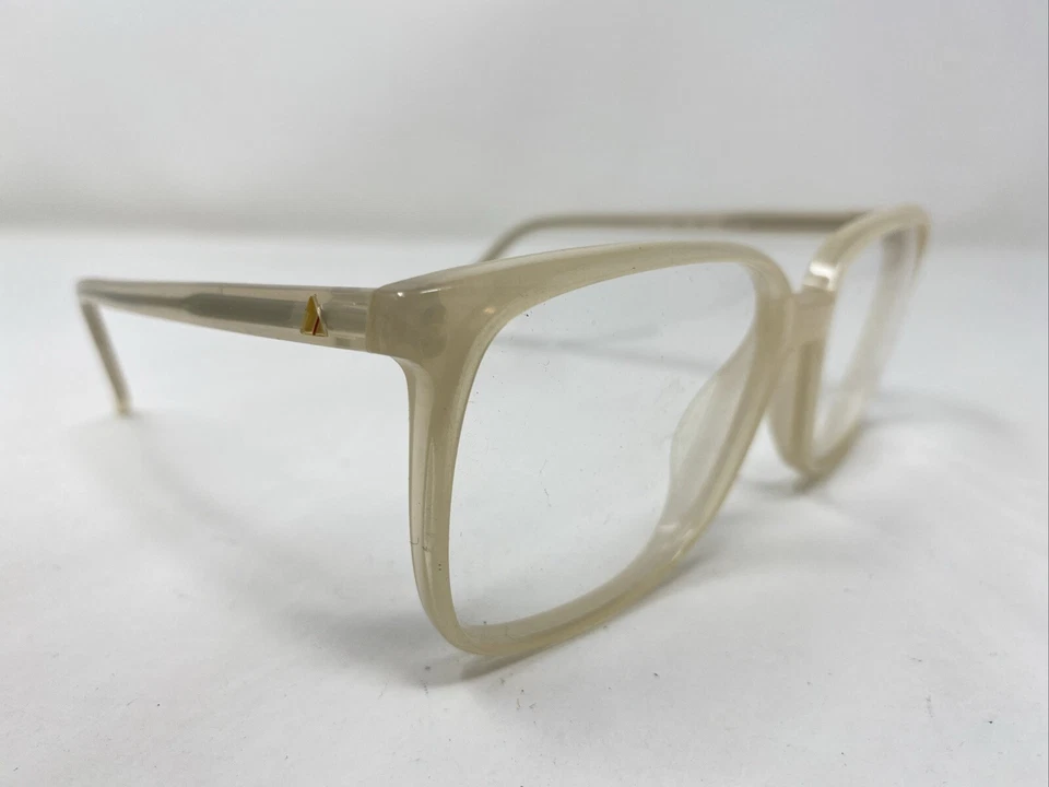 Marco de gafas de borde completo de plástico caqui Liz Claiborne LC NO 38 KH 55-15-135 CV05 Foto 3 de 4