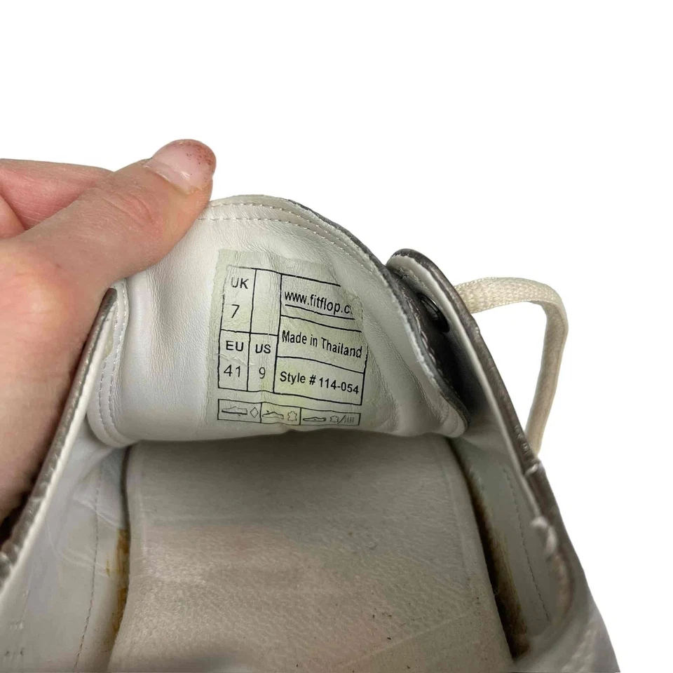 Zapatillas deportivas Fitflop para mujer plateadas metálicas de cuero con cordones talla 9 Foto 3 de 4