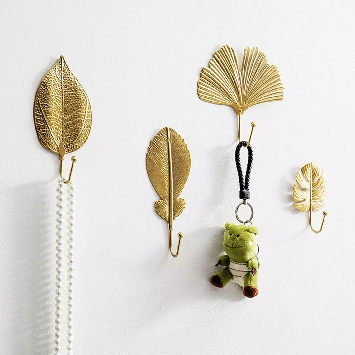 Feather coat hooks hot sale