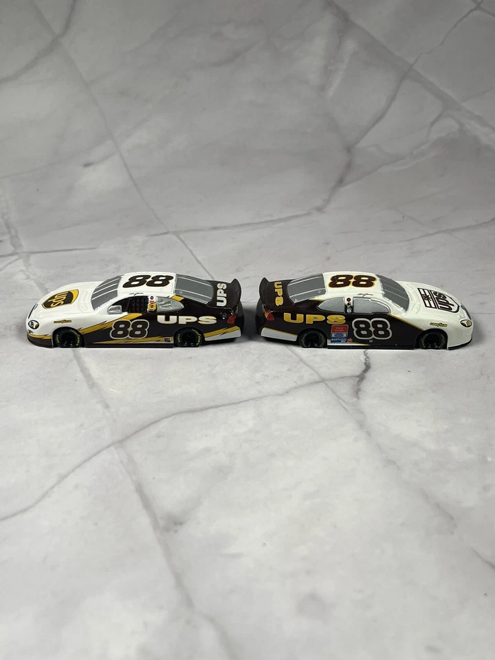 2001 y 2003 Winners Circle Magnetic Racers #88 UPS, imanes Dale Jarrett Foto 4 de 4