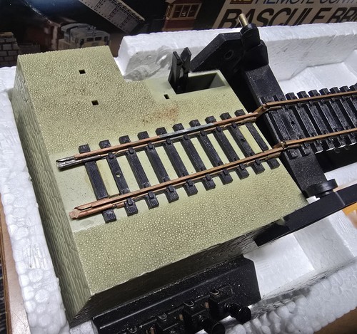 HO Bachmann Remote Control Bascule Bridge. For Parts - Picture 2 of 8