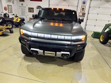 2024 GMC Hummer EV SUV 3X crab walk, launch mode (watts for freedom)