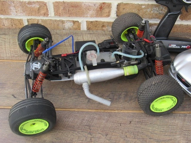 XXX NT NITRO JR RACING XR2  REMOTE  GAS  1:10 SCALE  CONTROL RC CAR / TRUCK 2WD - Image 4 of 4