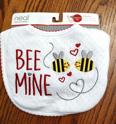 NWT Neat Solutions Baby Bib Bee Mine Valentine   White Red Hearts