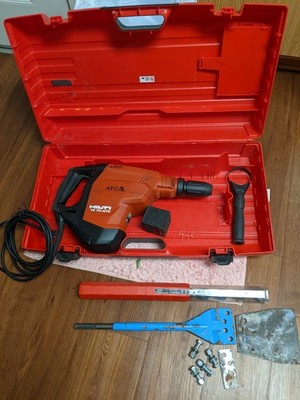 Hilti TE70 ATC/AVR Rotary Hammer / Concrete / Demolition Corded Drill 120V J480