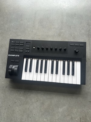 Native Instruments A25 Komplete Kontrol Keyboard Controller Missing One Knob