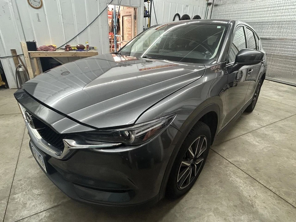 Mazda CX-5 2017 kit de gato Foto 4 de 4