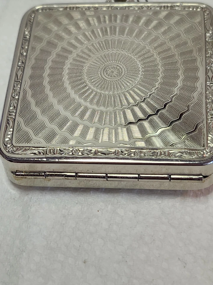 Antique Silver tone guillioche Compact Dance Purse from the 1920's - Image 3 of 4