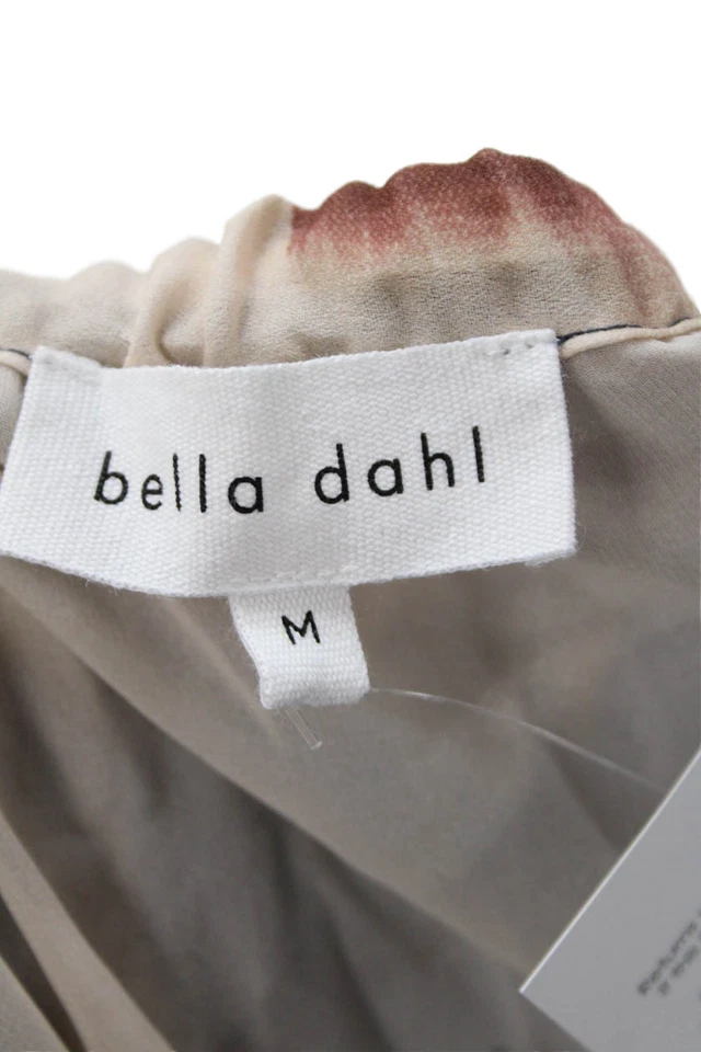 Falda plisada a media pantorrilla con estampado abstracto azul marino talla M de Bella Dahl para mujer Foto 4 de 4