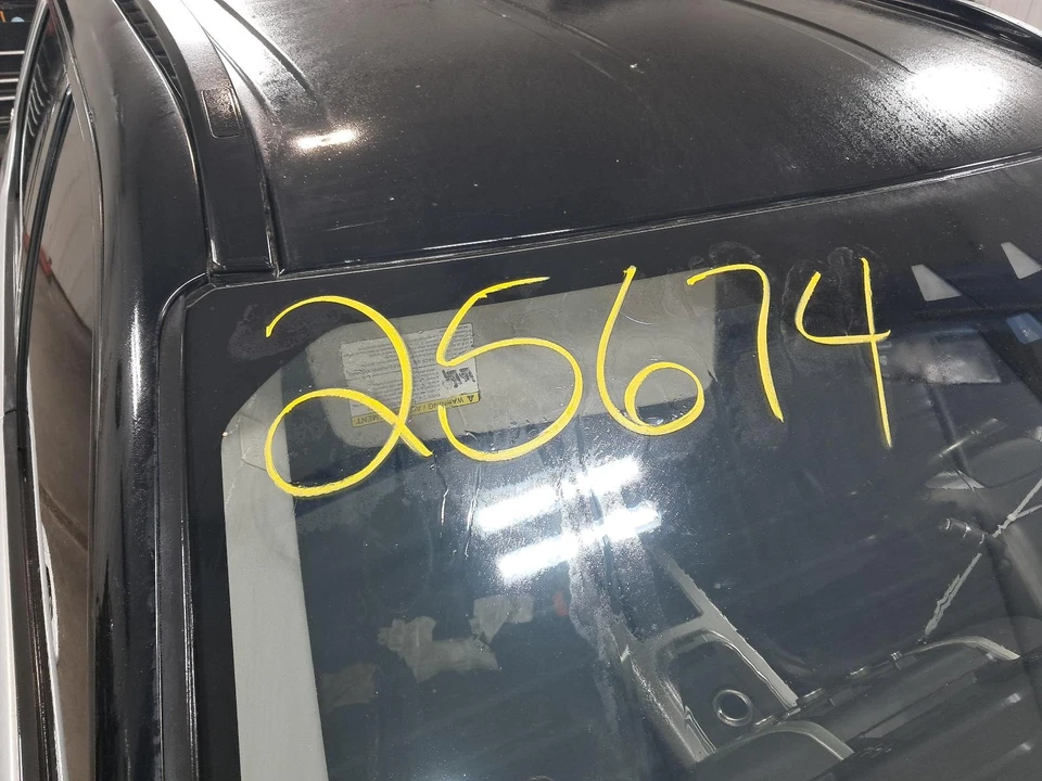 Used Front Left Door Interior Trim Panel fits: 2019 Land rover Discovery sport Foto 3 de 4