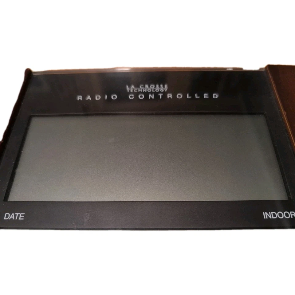 La Crosse Technology Atomic Digital Wall Clock with Indoor/outdoor temperature  - Image 2 of 4