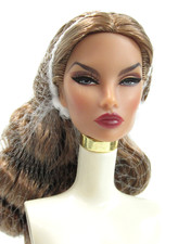 BOMBSHELL BEACH NATALIA FATALE HEAD ONLY FASHION ROYALTY INTEGRITY TOYS