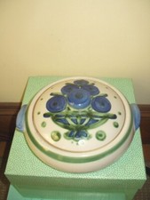Vintage M A Hadley 11 1/2”  Covered Casserole w/ Lid ~ Blueberry Bouquet Design