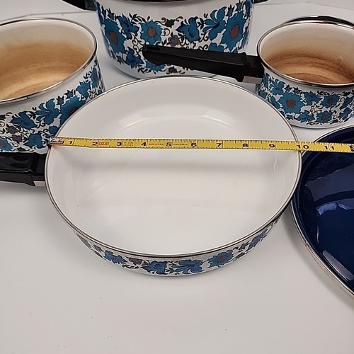 Vintage Farmhouse Enamelware Cook Set Floral Flower Blue 8 Piece Set Pots Pans - Picture 7 of 14