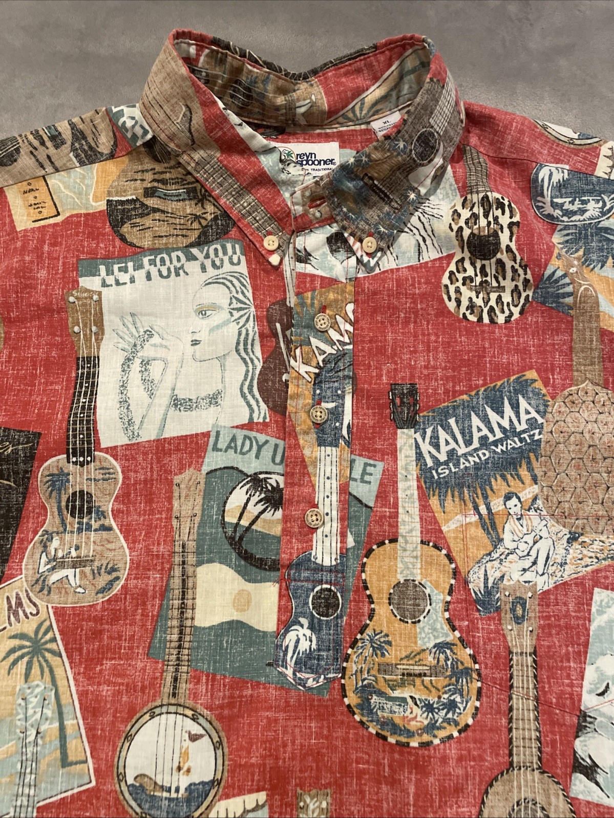 Reyn Spooner XL Hawaiian Shirt  1/2 Button Pullover Beach Casual Wear