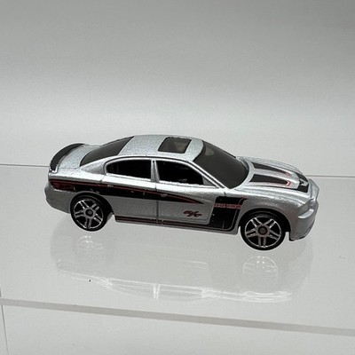 Hot Wheels Dodge Charger SRT8 silber Diecast 1:64 Post Discs 7c