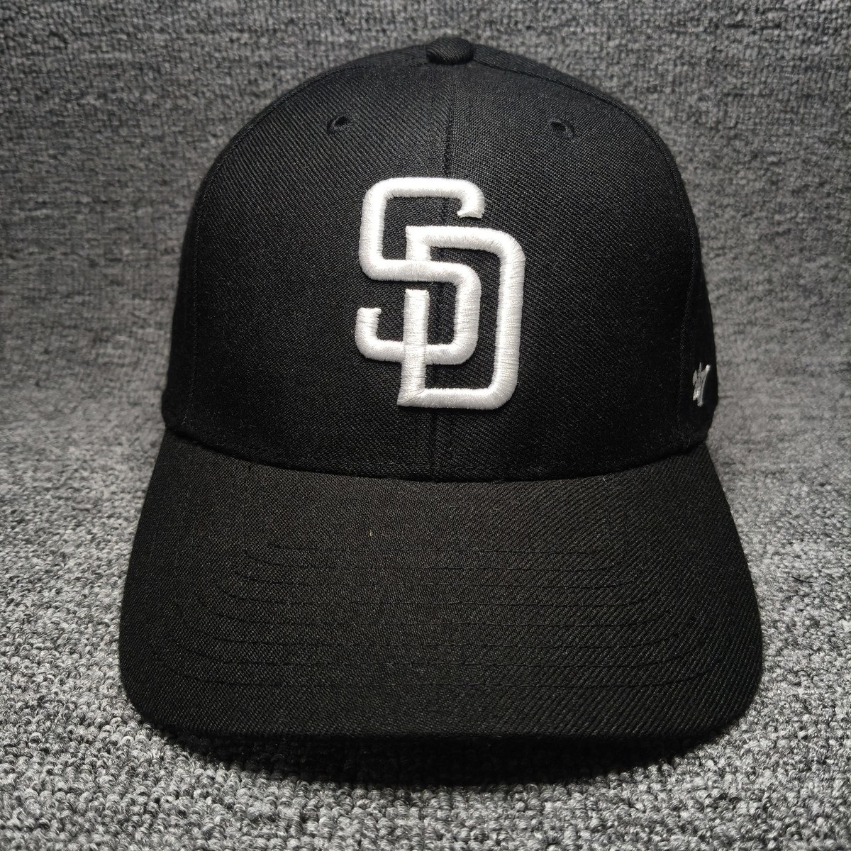 47 Brand San Diego Padres Black Strapback Baseball Cap Curved Brim
