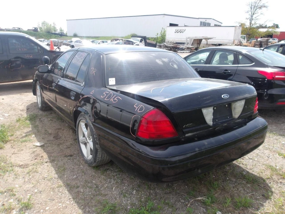 Roof 114.7" Wb Without Sunroof Fits 98-11 CROWN VICTORIA 2103341 Foto 3 de 4
