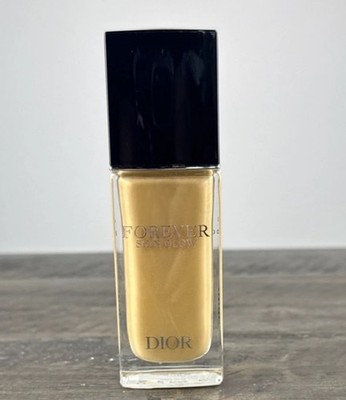Dior Forever Skin Glow Foundation 4WO Warm Olive Exp 4/26 ~ NWOB