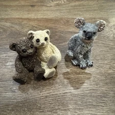 Vintage Pair (2) Miniature Mini Bears Animal Figurines Trinkets Stone Critters