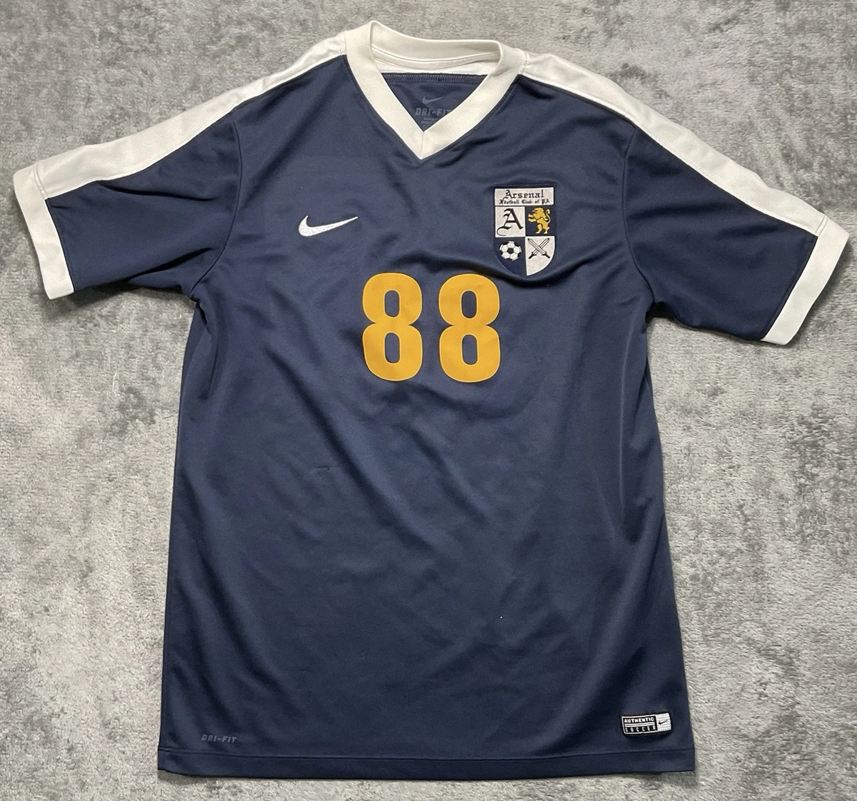 Preços baixos em Camisas de futebol Nike Arsenal National Team | eBay