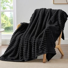 BEDELITE Fleece Throw Blanket for Couch - 300GSM Soft Warm Fluffy Black Blan