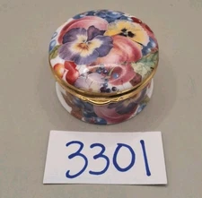 Chinacraft London White Porcelain Round Trinket Box W/ Floral Design Gold Trim