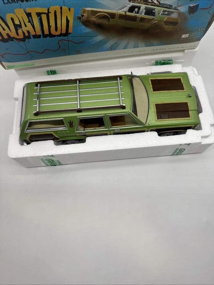 Greenlight National Lampoon's Vacation 1979 Wagon Queen Family Truckster - Image 4 of 4