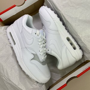 319986 nike