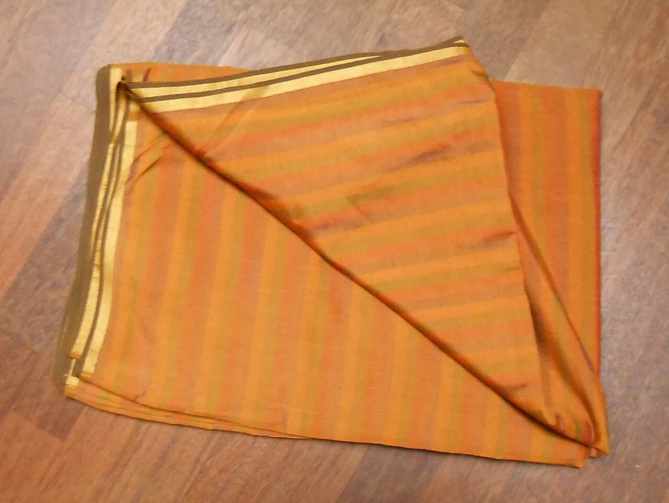 Wunderschöner Sari-Stoff Grün-Gold-Orange, Goldbordüre, ca. 107x580cm (1 x 5,8m)