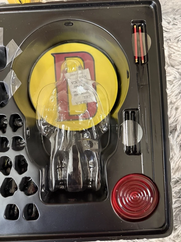 MEZCO ONE:12 DAREDEVIL PX PREVIEWS VARIANTE CLÁSICA EXCLUSIVA MARVEL 1/12 Foto 2 de 4