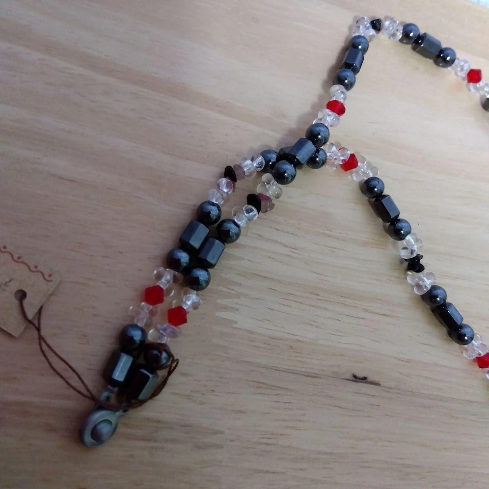 Collar de cuentas hecho a mano negro rojo cristal transparente Swarovski hematita 54 cm joyería Foto 3 de 3