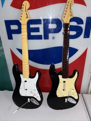 2 Wii Harmonix Rockband Fender Stratocaster Guitar Controller No Dongle Untested