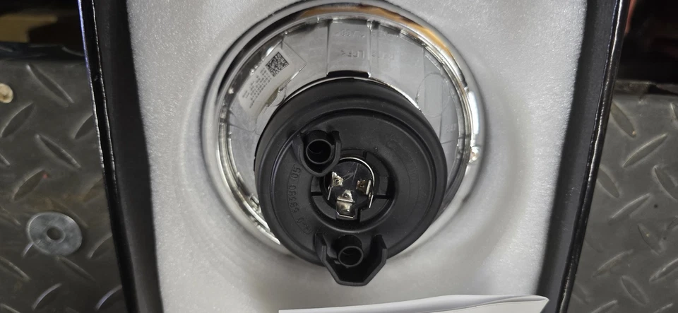 Harley Davidson Dyna Stock 2016 5 3/4 faros de vidrio lámpara y bombilla 68297-05A Foto 2 de 4