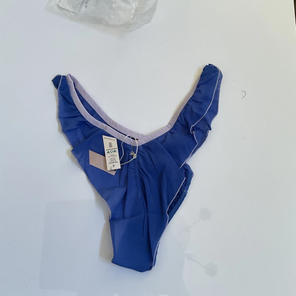 Free People HAH Fly Girl Panty Para Mujer L Azul Verdadero Malla Volantes Tanga Nuevo Con Etiquetas Foto 2 de 4