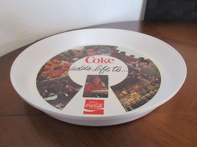 Altes Coca-Cola Tablett 70er Jahre tray ''Coke adds life to...''