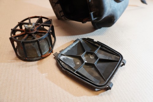 Suzuki DR125 S DR 125 1989 SF43B MODEL airbox airfilter intake - Picture 2 of 15