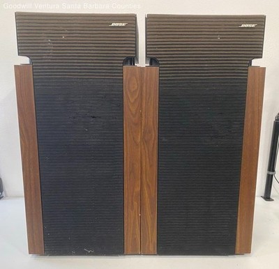 Pair of Bose 601 Series II Direct/Reflecting Vintage Loudspeakers