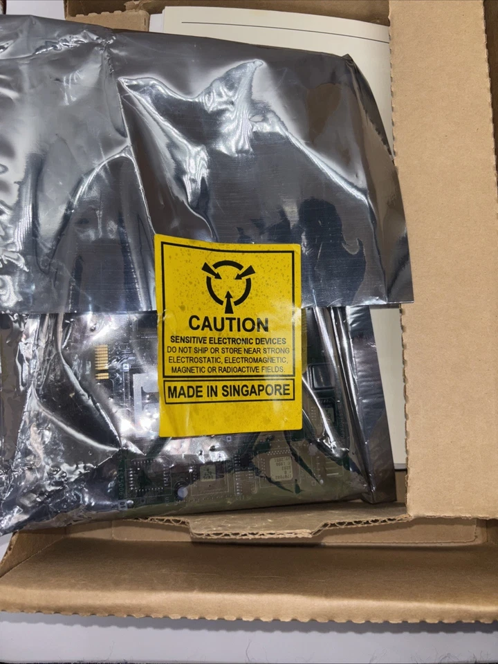 Pinnacle Systems 167500 PCI IEEE 1394 SCSI Video Interface Card AHA-8945 - Image 3 of 4