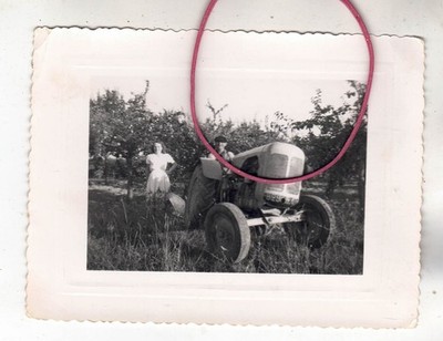 PHOTO PHOTO TRACTOR HAULER CENTAUR