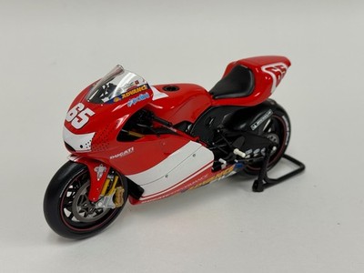 ミニカー MINICHAMPS Ducati Desmosedici GP7 1/12 1/12 Minichamps Ducati Desmosedici 2003 Moto GP L. Capirossi