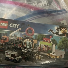 LEGO CITY Town Center 60097 & assorted sets