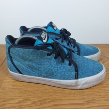 Nike Toki Skateboarding Trainer UK 7 Blue Leopard Print Suede mid shoe Used 