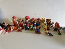 LOT OF 17 Nintendo Super Mario Bros Toy Bundle PVC Figures Jakks Pacific, Etc.