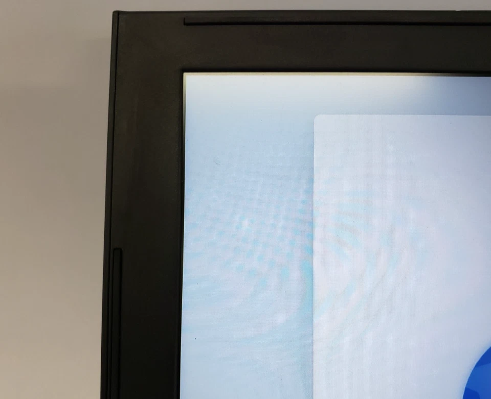 Dell G7 7588 15.6" Core i7-8750H 16GB RAM 256GB SSD GTX 1060 Windows 11 Pro Foto 3 de 4