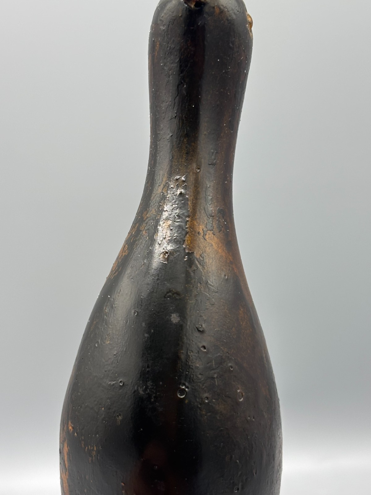 SHOREBIRD DECOY WITH SPLIT TAIL CARVING