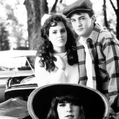MATTHEW PERRY & IONE SKYE 8X10 Photo