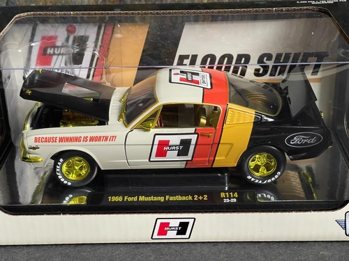 M2 Machines CHASE Hurst 1966 Ford Mustang Fastback 2+2 (1 of 750pcs WW) 1:24 - Picture 2 of 11