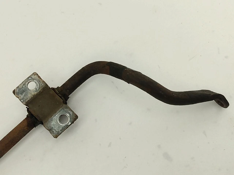 Volvo 850 Front Stabilizer Sway Bar Fits 1993 1994 1995 1996 1997 93 94 95 96 97 - Image 3 of 4